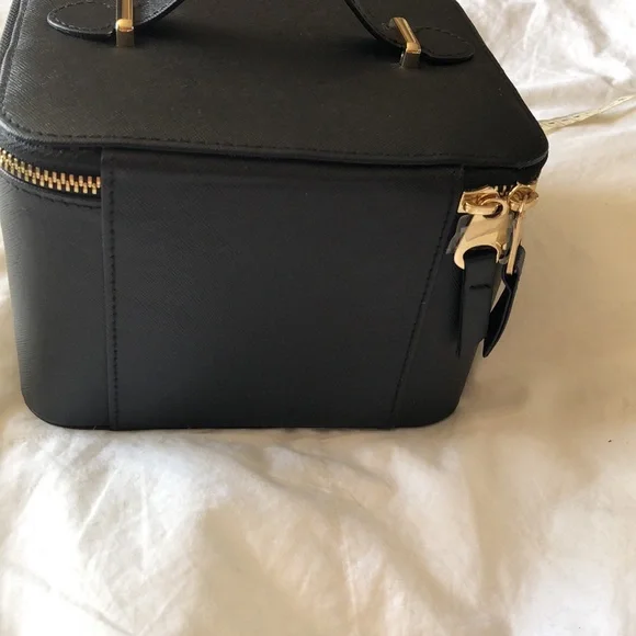 Brand new jewelry box or sunglasses case - Picture 3 of 8